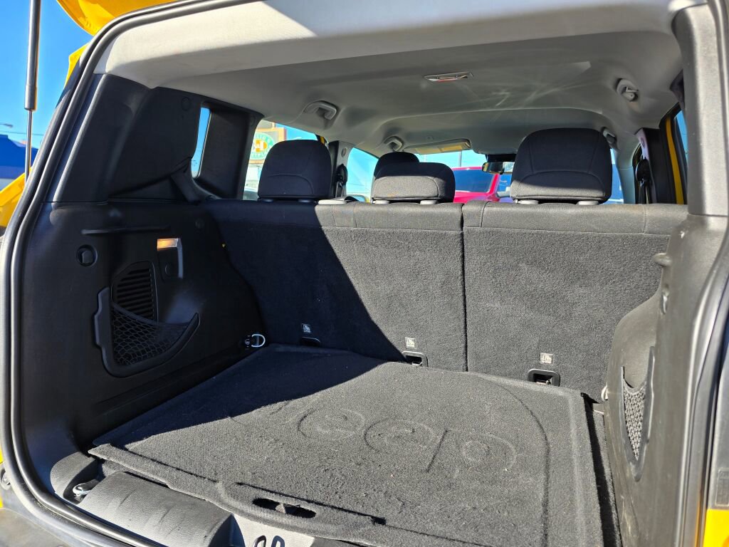 Used 2018 Jeep Renegade Altitude AWD/4WD image 17