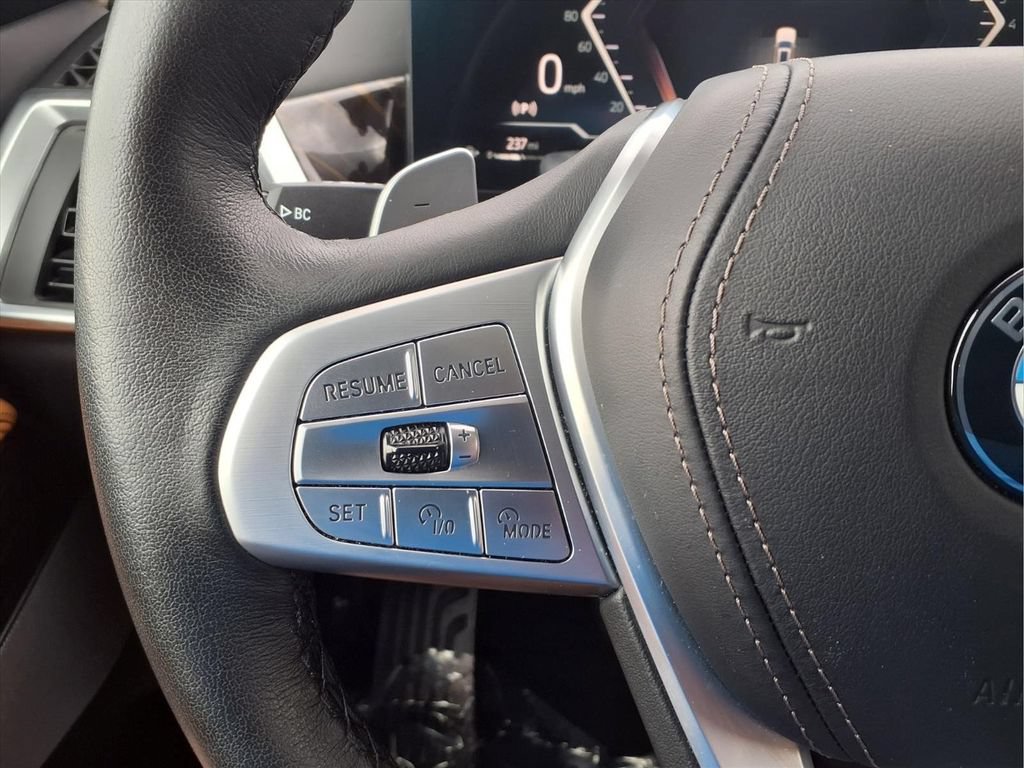 Used 2026 BMW X7 xDrive40i AWD/4WD image 30