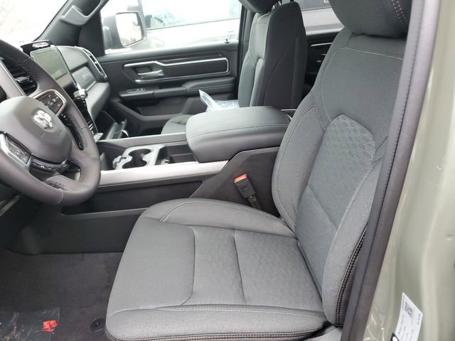 New 2026 RAM 1500 4x4 Crew Cab image 12