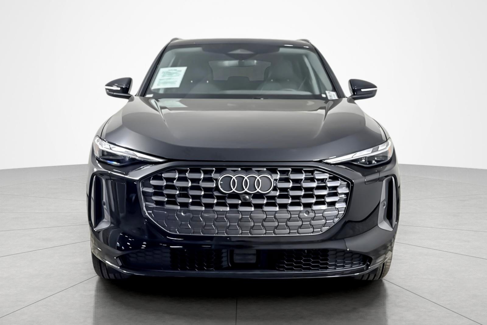 Used 2025 Audi Q5 Premium w/ 19" Wheel Package image 8