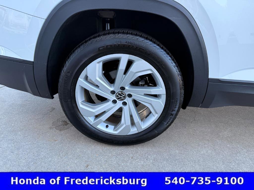 Used 2021 Volkswagen Atlas SE w/ Panoramic Sunroof Package image 12