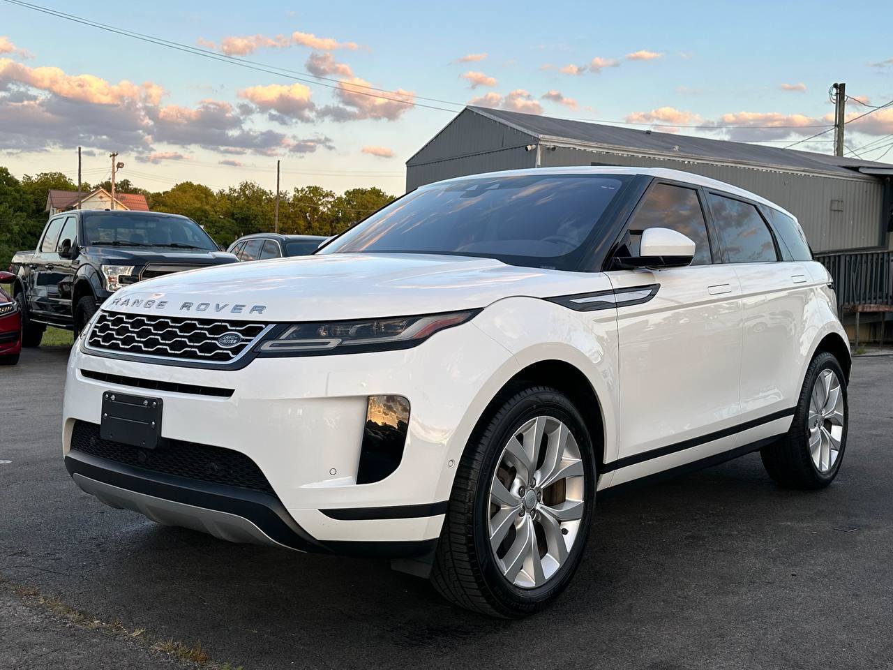 Used 2020 Land Rover Range Rover Evoque SE AWD/4WD image 6