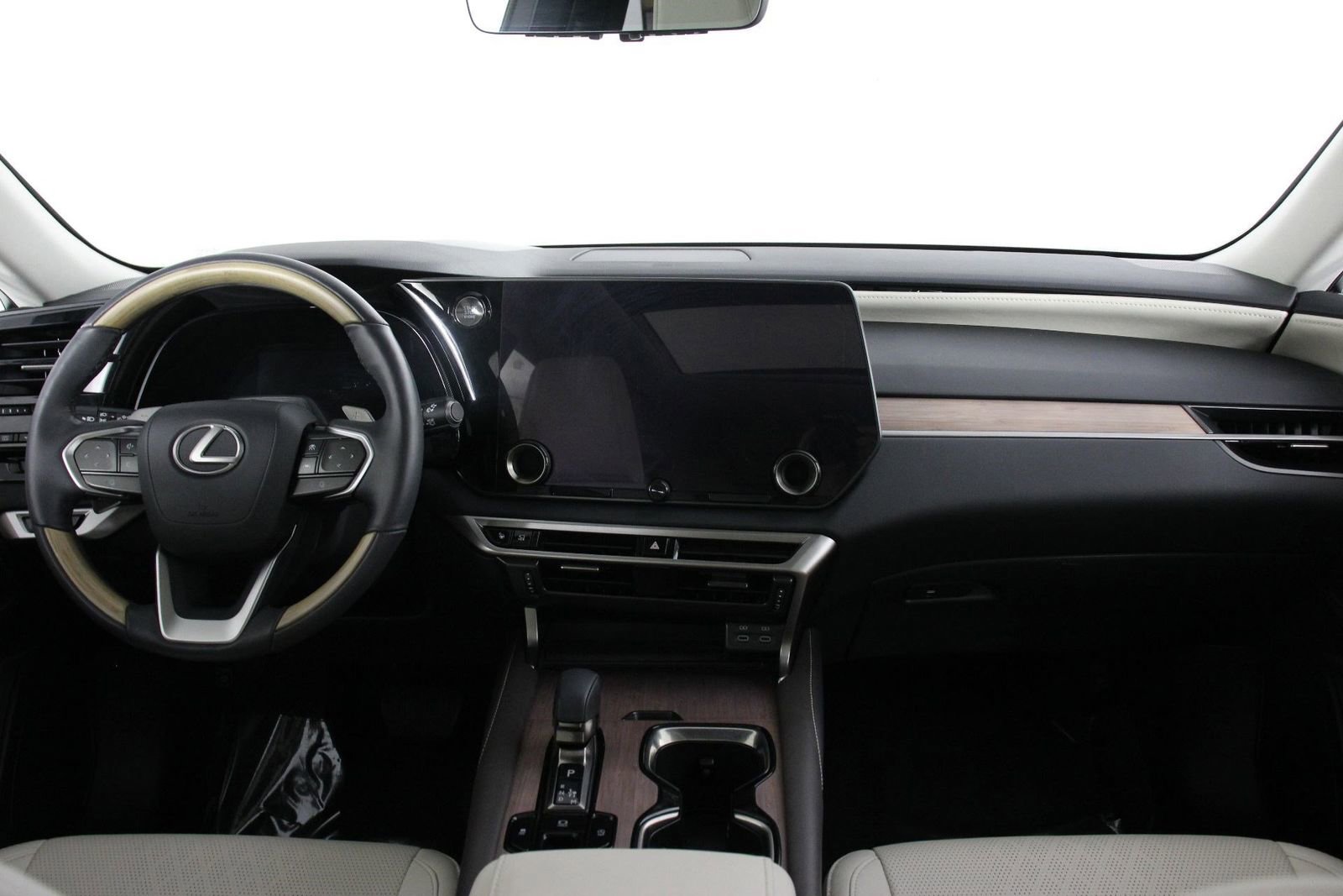 Used 2023 Lexus RX 350 Premium Plus w/ Accessory Package image 11