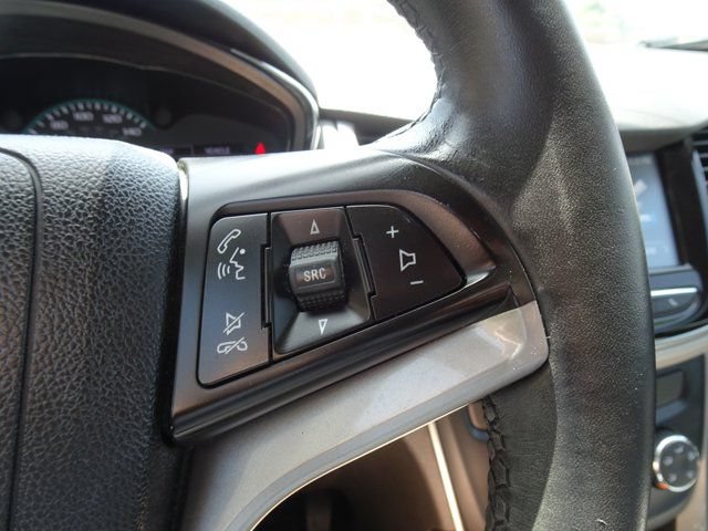 Used 2017 Chevrolet Trax LT w/ LT Convenience Package FWD image 22