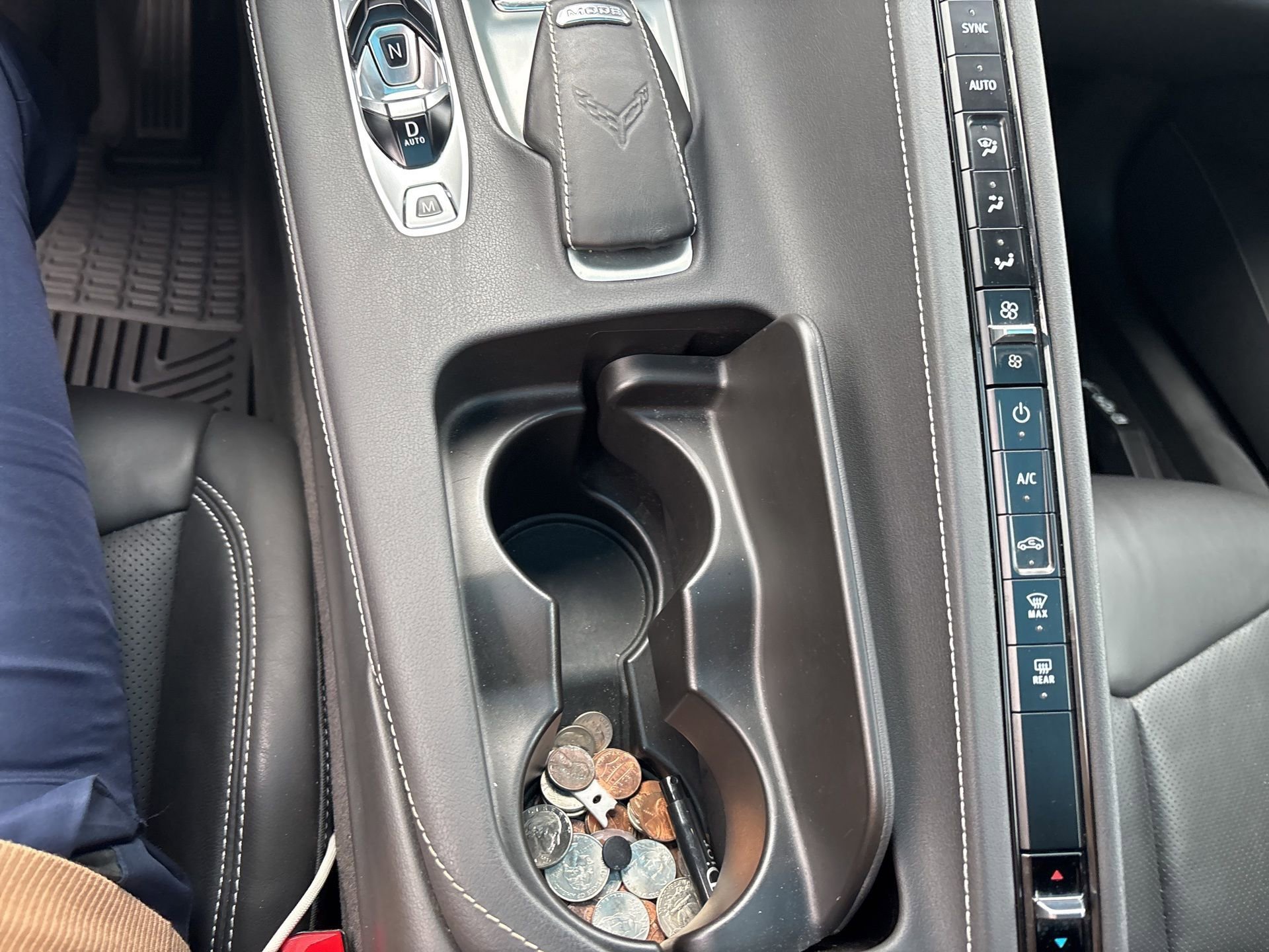 Used 2022 Chevrolet Corvette Stingray Coupe w/ Z51 Performance Package image 14