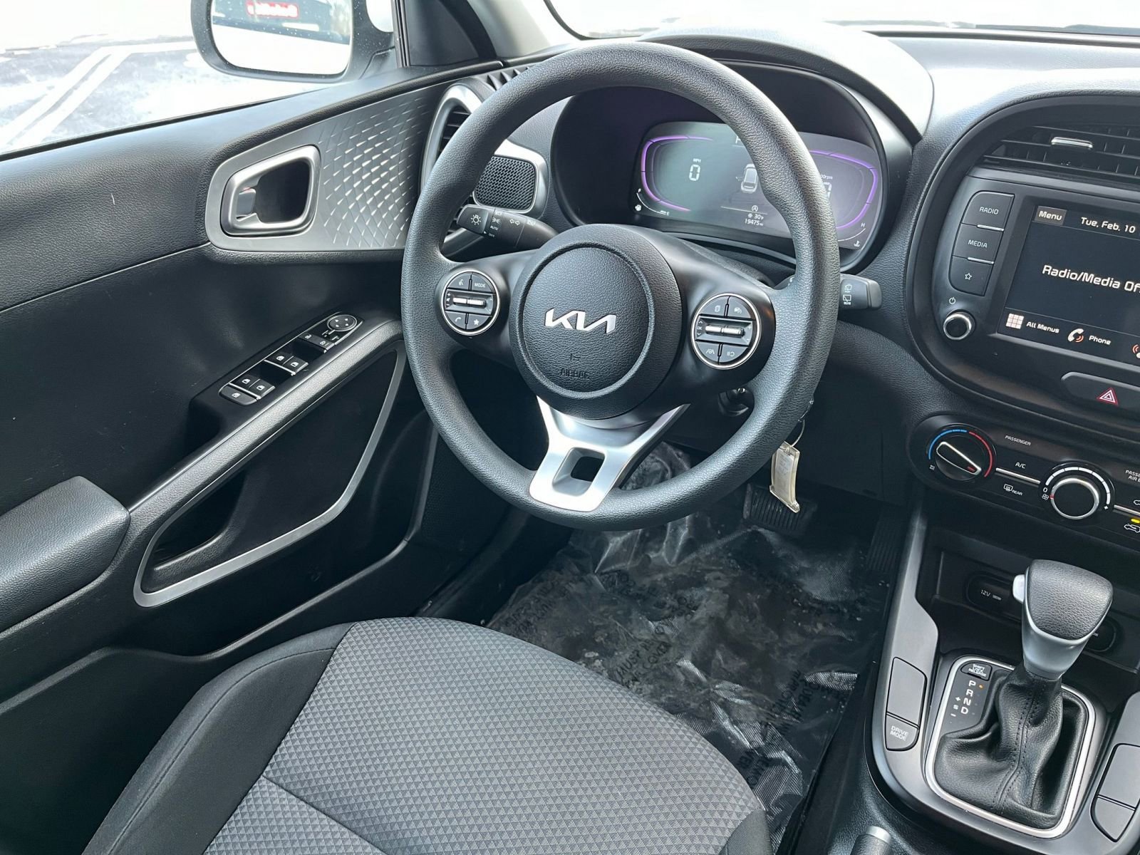 Used 2025 Kia Soul LX w/ LX Technology Package image 30