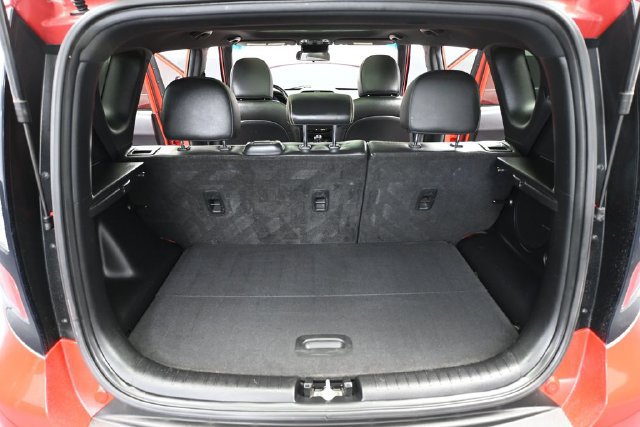Used 2014 Kia Soul + w/ Primo Package FWD image 32