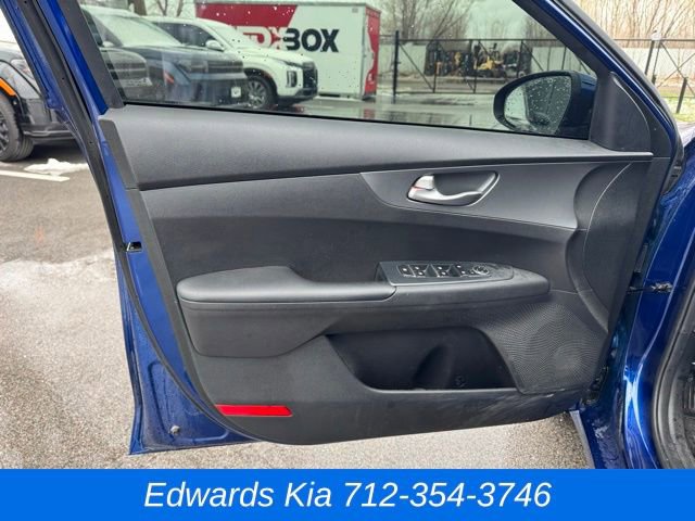 Used 2021 Kia Forte LXS image 19