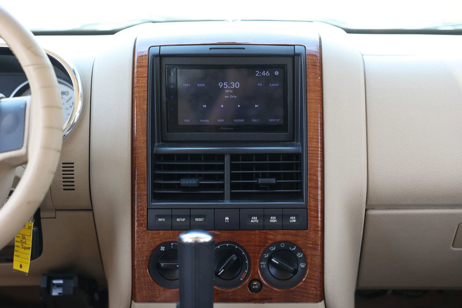 Used 2006 Ford Explorer Eddie Bauer AWD/4WD image 32