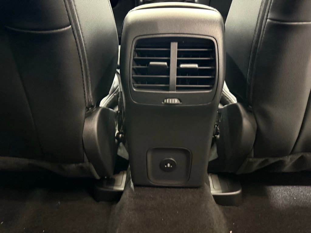 New 2025 Ford Escape SE w/ PHEV Premium Package image 26