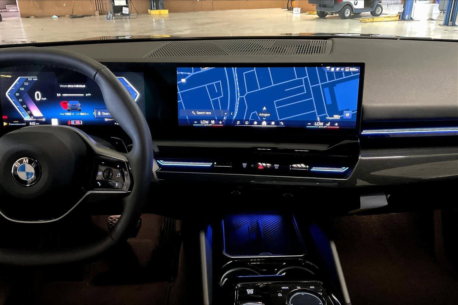 Certified 2025 BMW 530i image 6