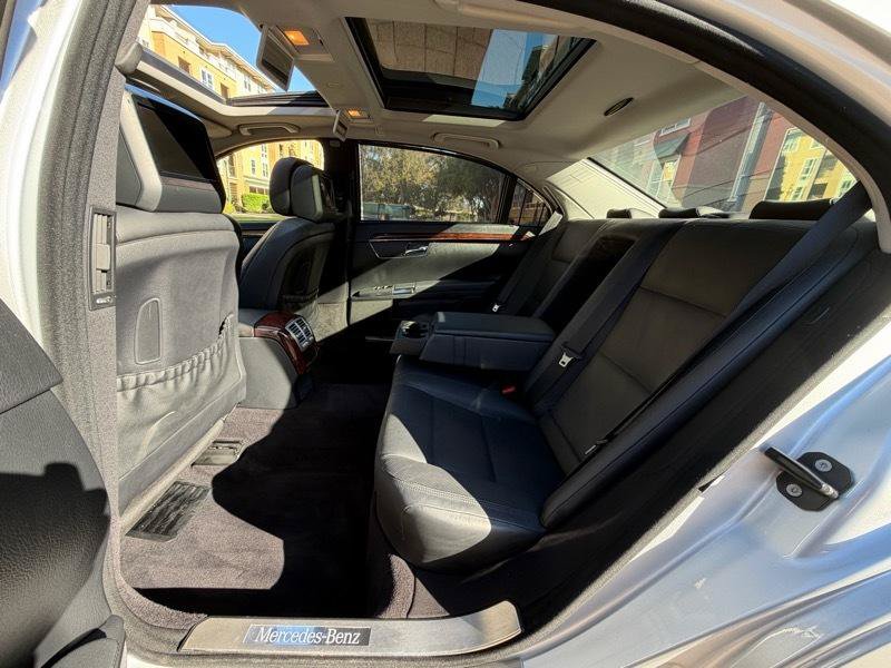 Used 2010 Mercedes-Benz S 550 image 29