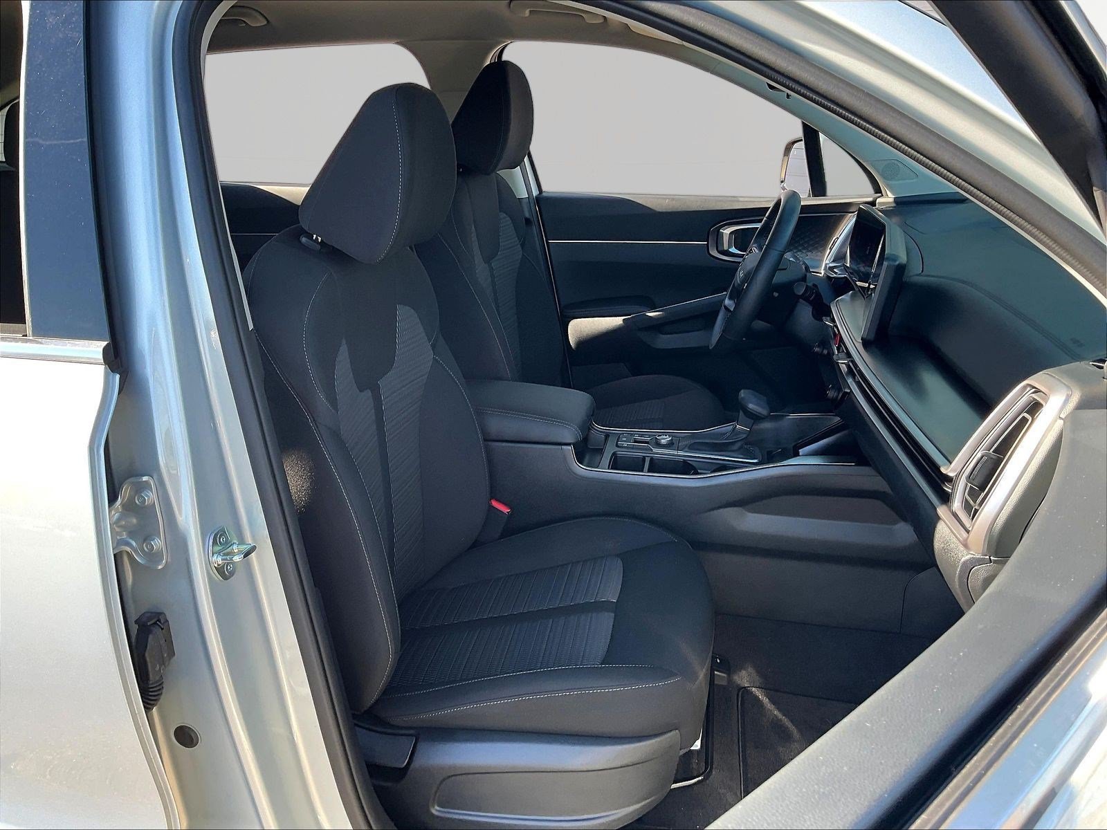 New 2026 Kia Sorento LX FWD image 19