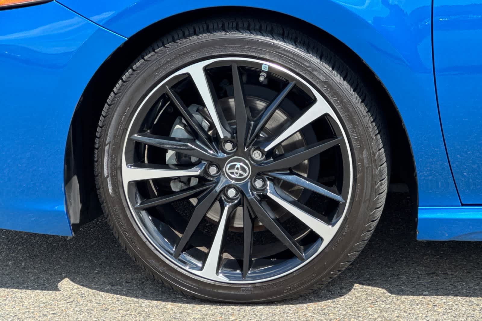 Used 2018 Toyota Camry XSE w/ Audio Package FWD image 29