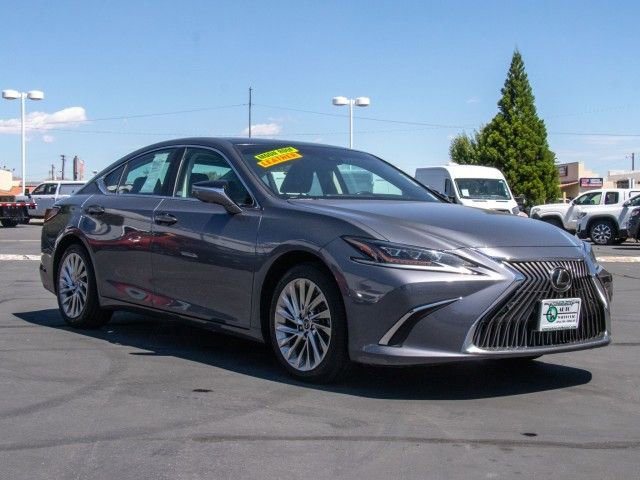 Used 2019 Lexus ES 350 Ultra Luxury w/ Accessory Package