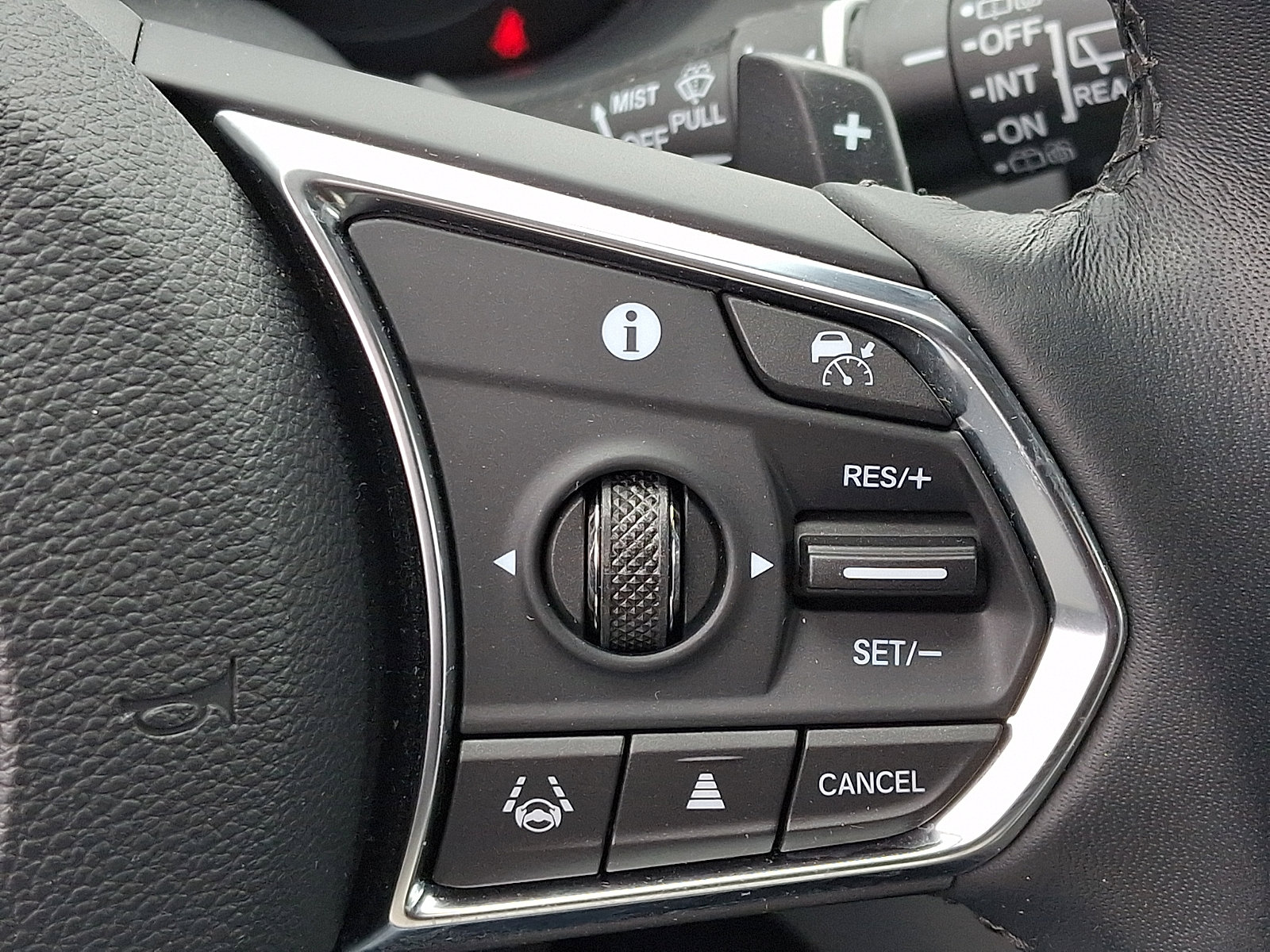 Certified 2023 Acura RDX AWD w/ Technology Package image 24