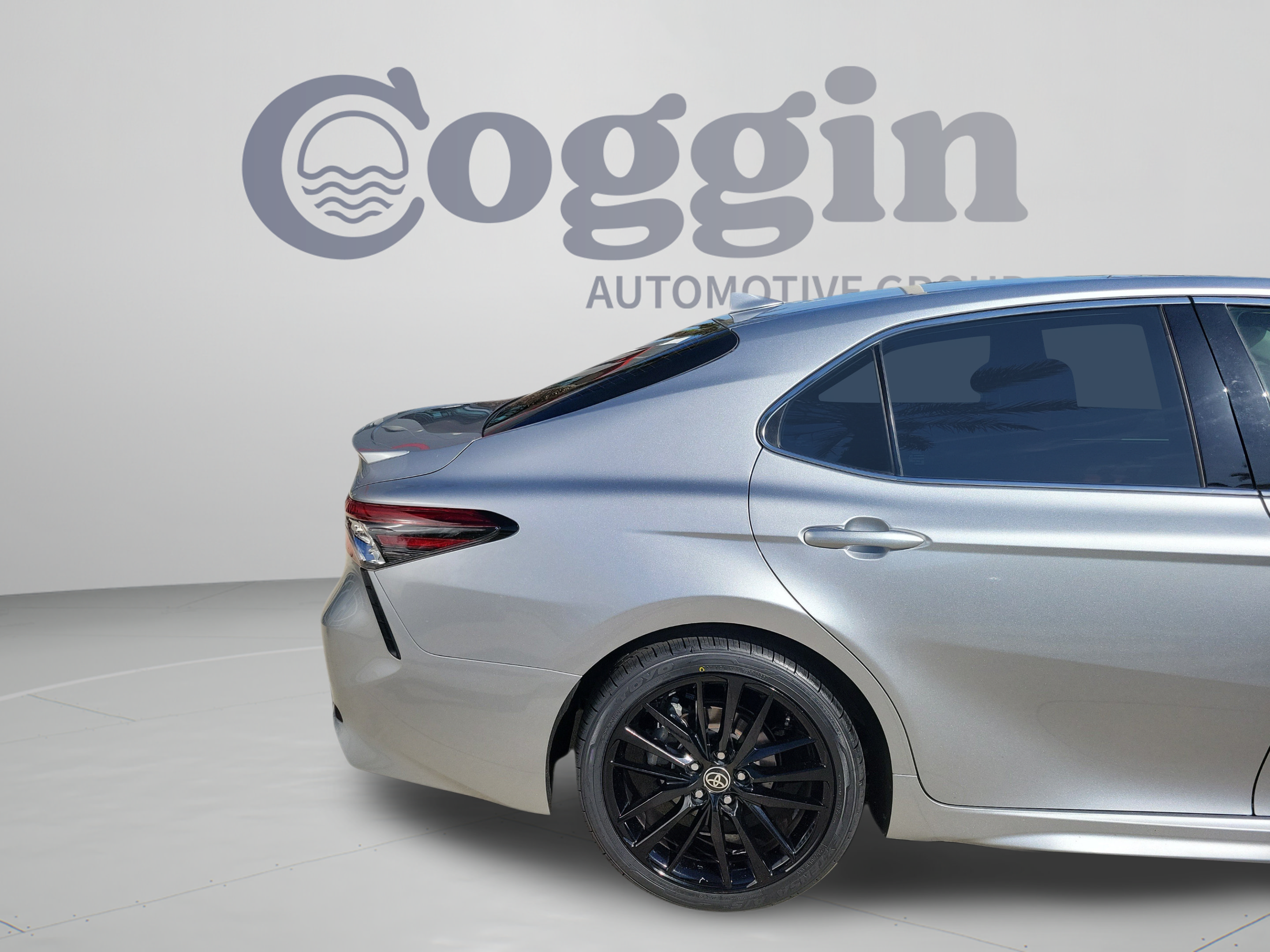 Used 2022 Toyota Camry XSE FWD image 34