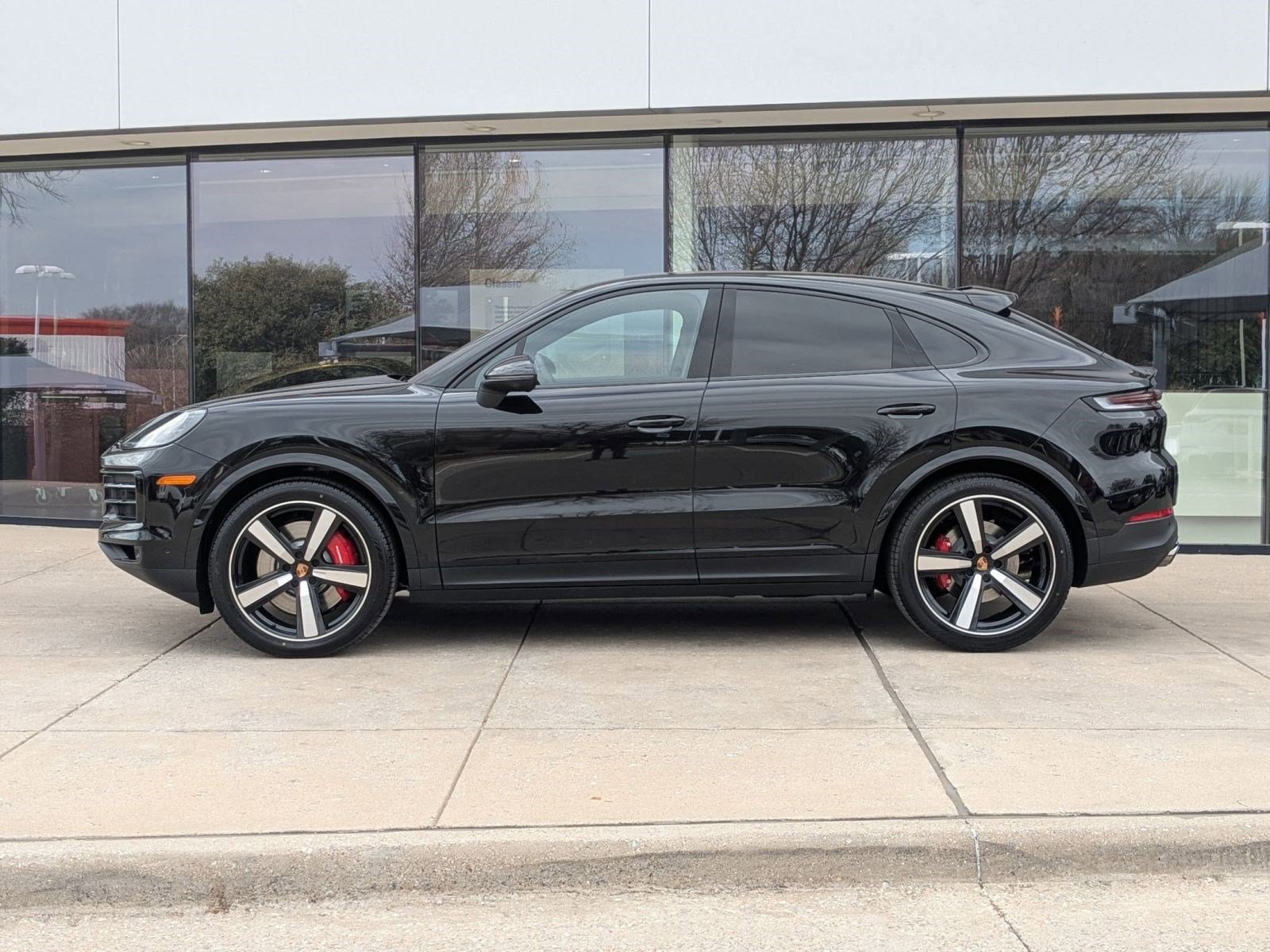 New 2026 Porsche Cayenne S image 2