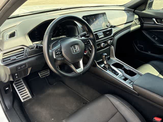 Used 2022 Honda Accord Sport image 2