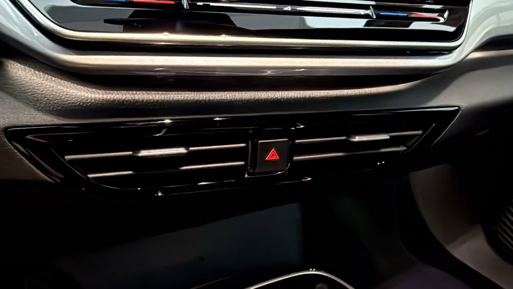 New 2026 Volkswagen ID.4 Pro S AWD/4WD image 16