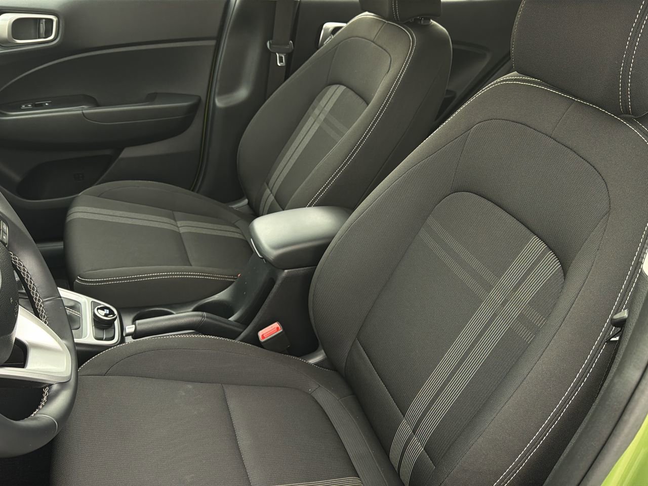 Certified 2024 Hyundai Venue SEL FWD image 14