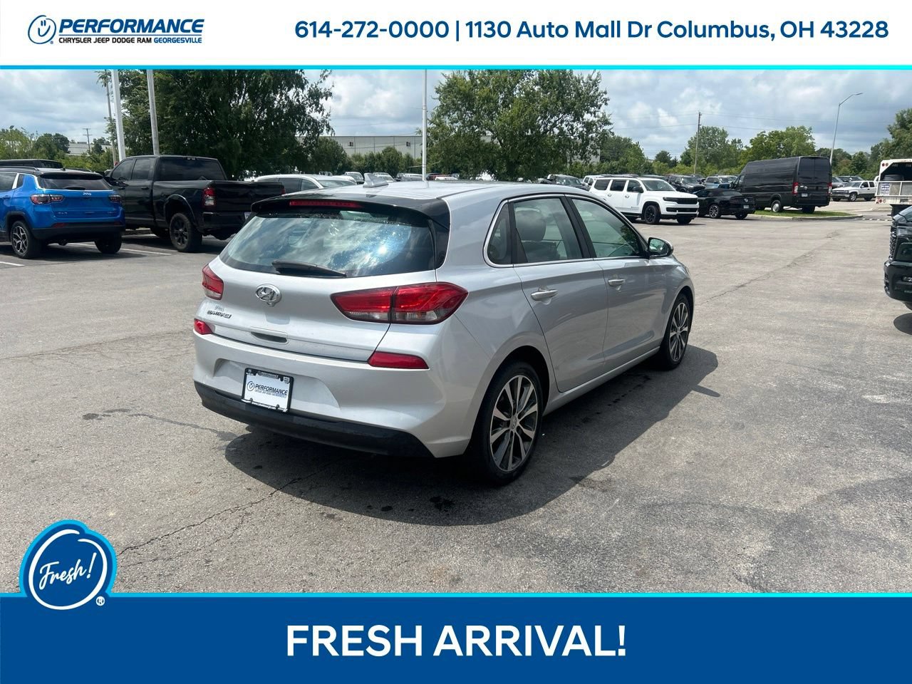Used 2018 Hyundai Elantra GT FWD image 4
