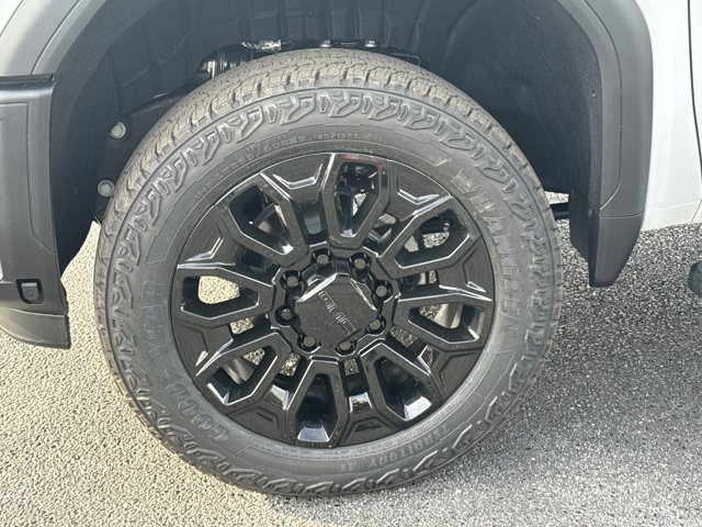 New 2026 GMC Sierra 2500 Denali w/ Denali Reserve Package image 18