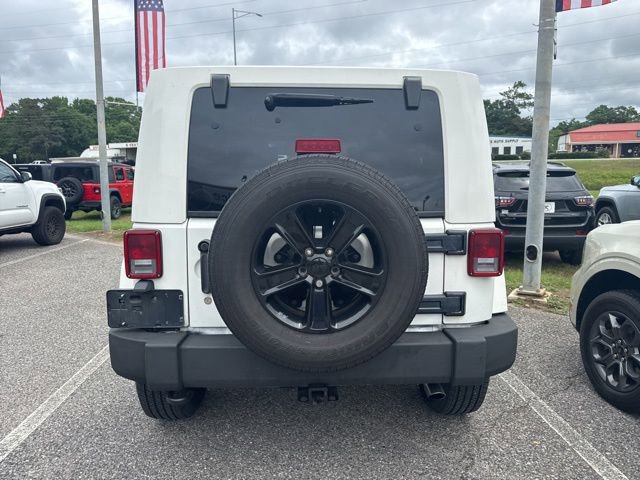 Used 2010 Jeep Wrangler Unlimited Sahara w/ Mopar Chrome Edition Group AWD/4WD image 7