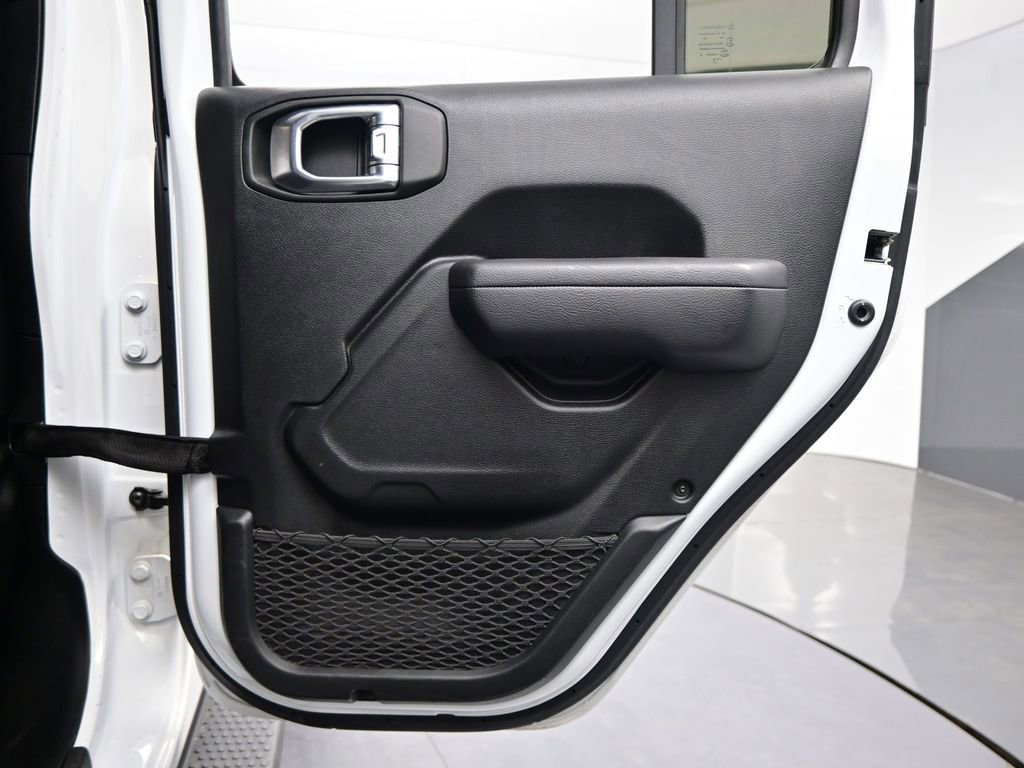 Used 2022 Jeep Wrangler Unlimited Sport image 37