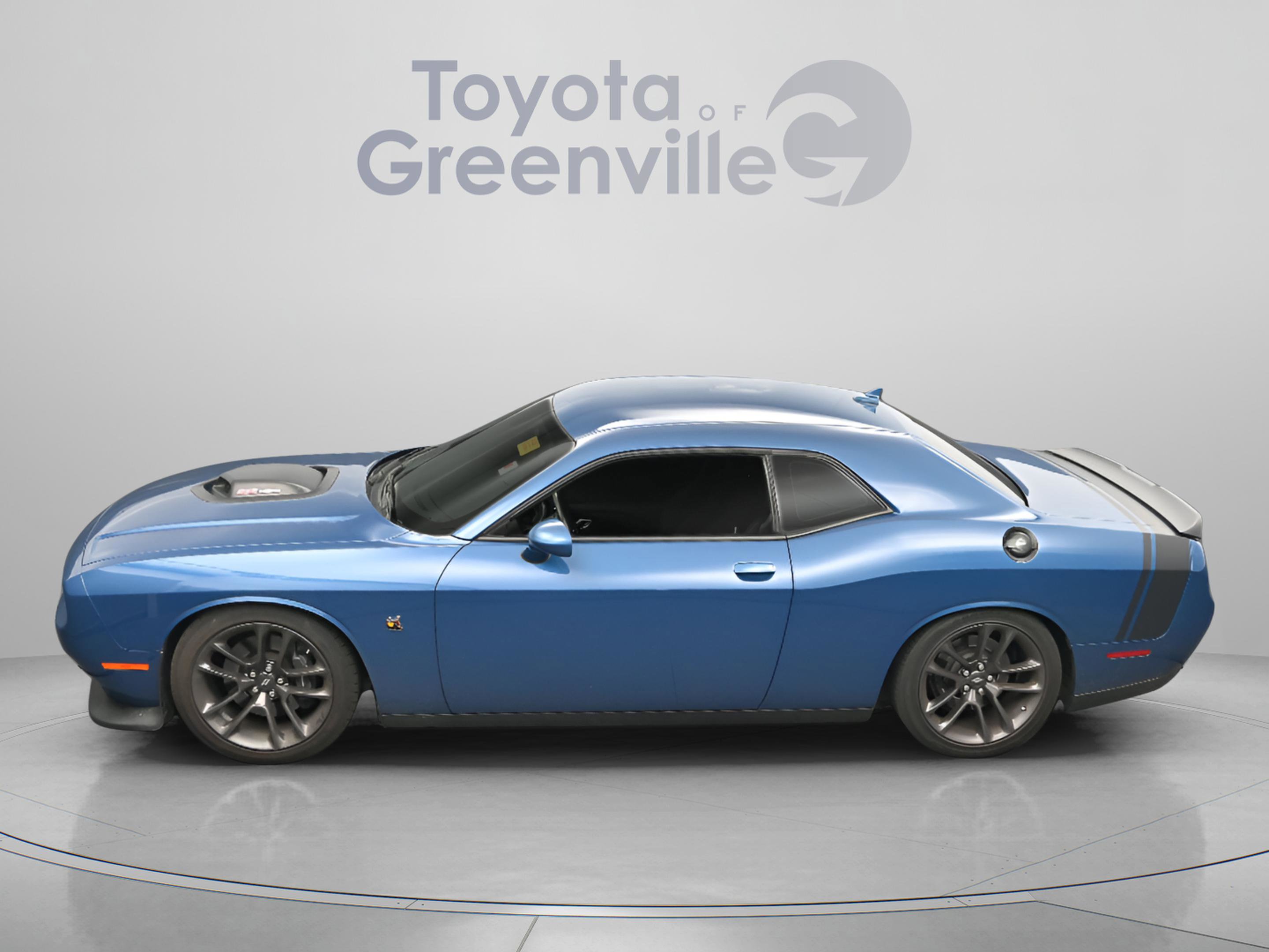 Used 2021 Dodge Challenger R/T Scat Pack w/ Shaker Package RWD image 4