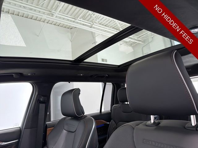 New 2026 Jeep Grand Cherokee L Summit w/ Obsidian Package AWD/4WD image 22