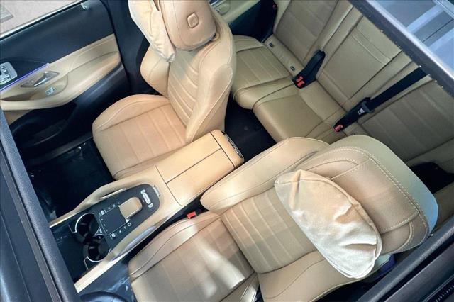 New 2026 Mercedes-Benz GLS 580 4MATIC image 19