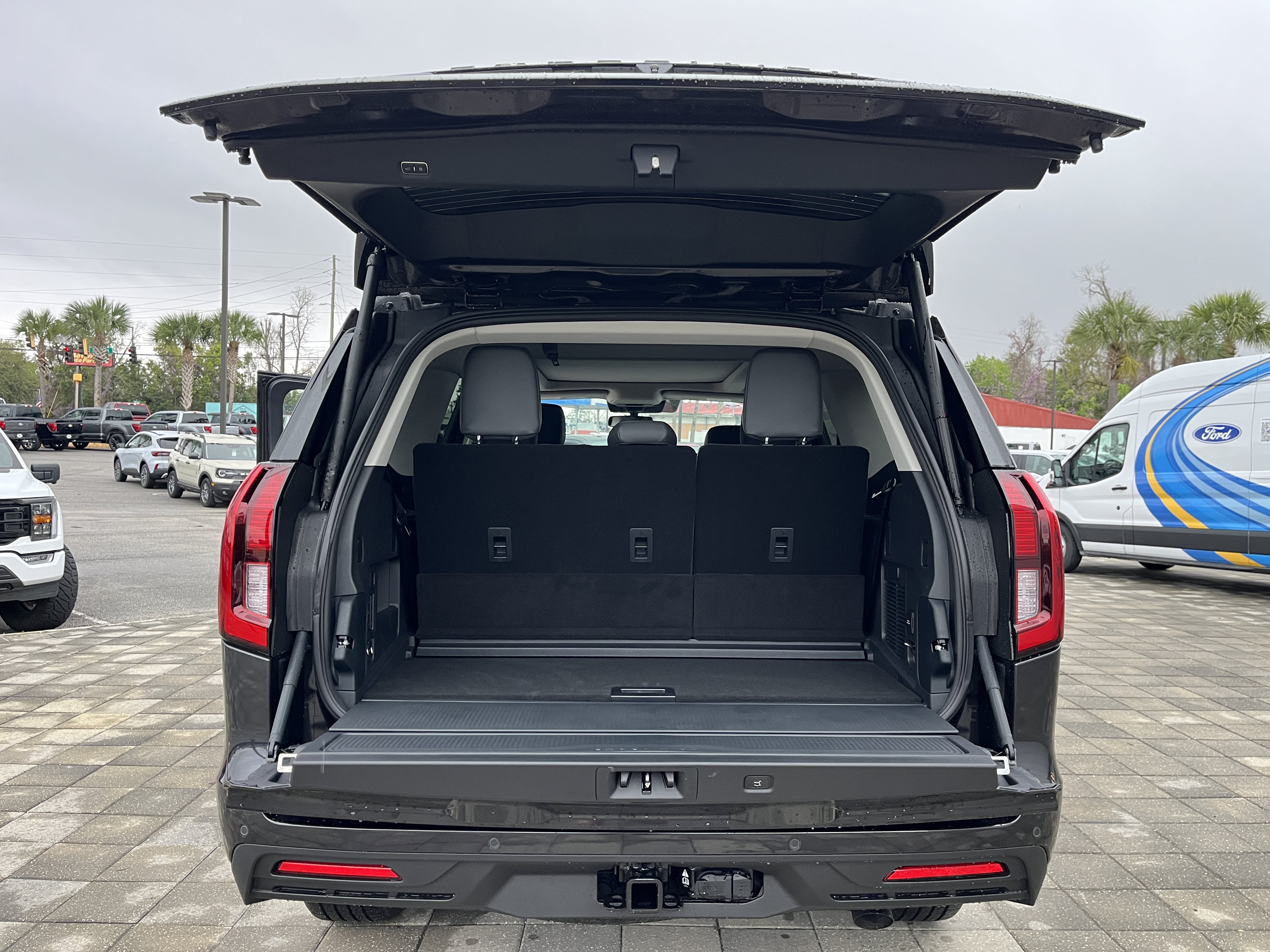 New 2026 Ford Expedition Active RWD image 13