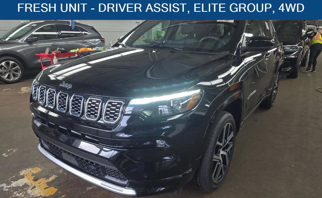 Used 2024 Jeep Compass Limited w/ Elite Group image 1