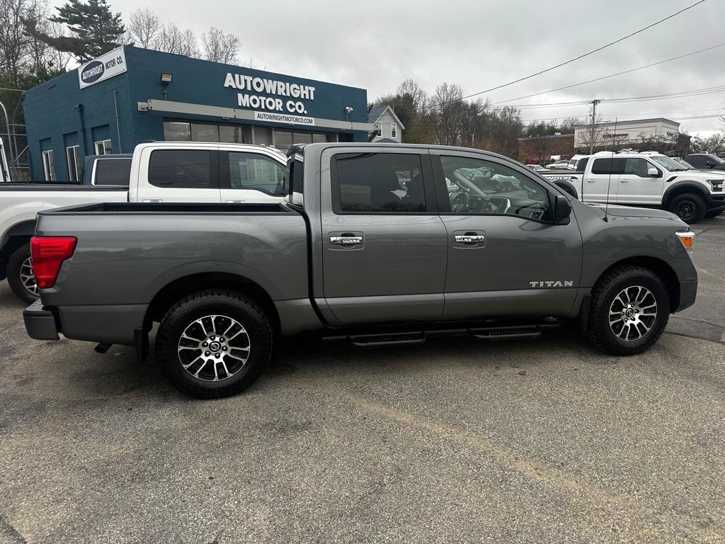 Used 2021 Nissan Titan SV w/ SV Convenience Package AWD/4WD image 6