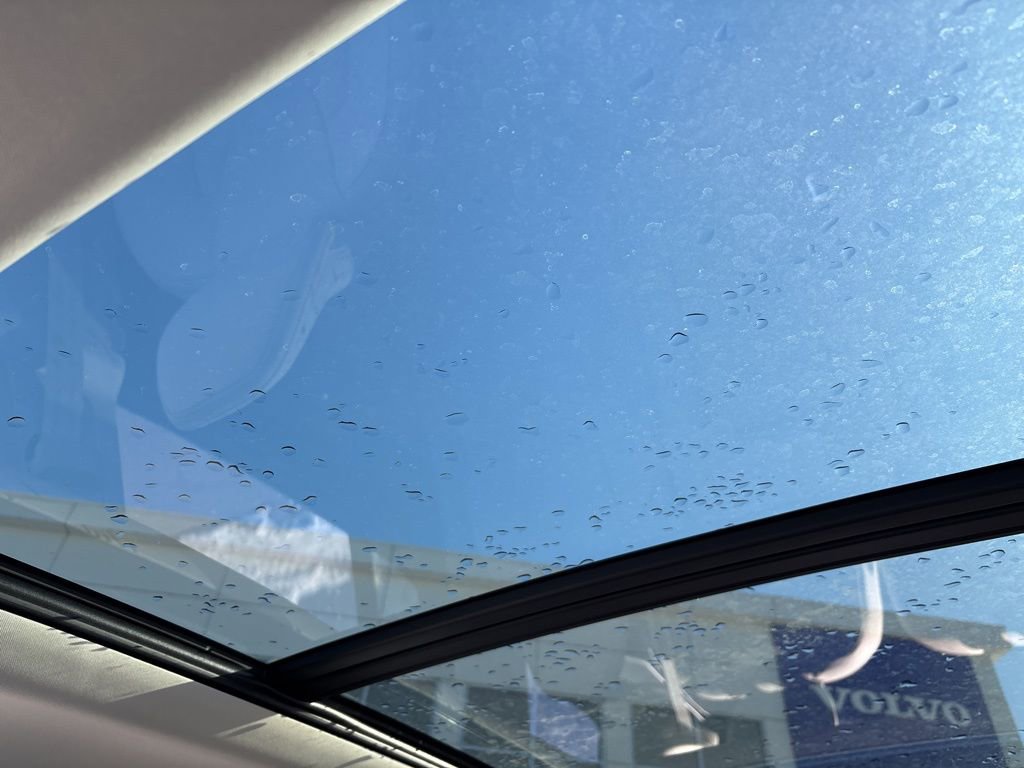 New 2026 Volvo XC90 T8 Ultra w/ Protection Package Premier image 32