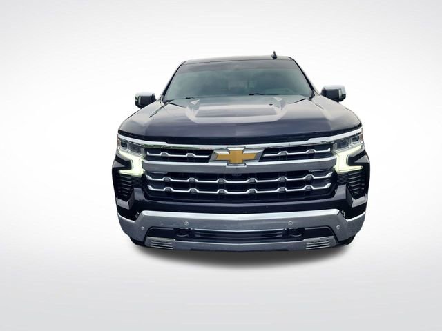 Used 2022 Chevrolet Silverado 1500 LTZ w/ LTZ Premium Package AWD/4WD image 8