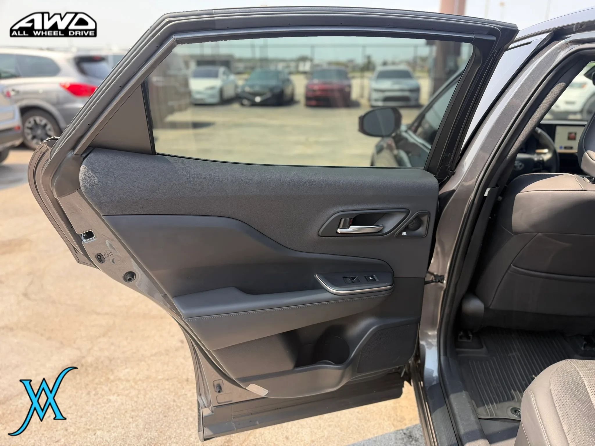 Used 2023 Toyota Crown AWD/4WD image 13