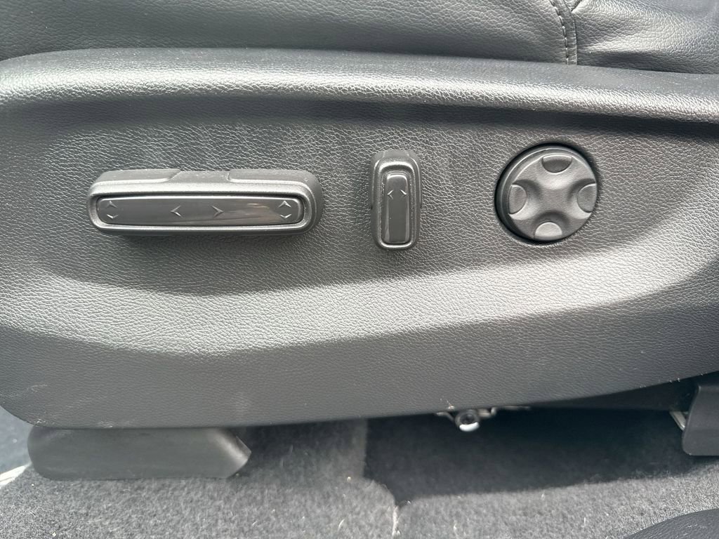 Used 2022 Honda CR-V EX-L image 14