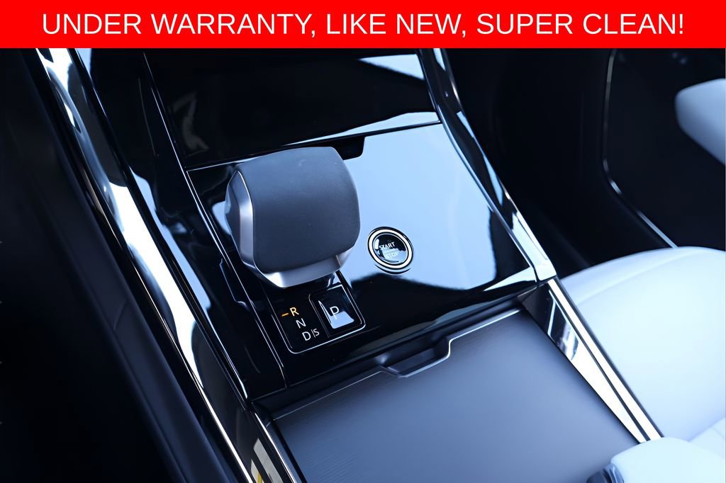Used 2025 Land Rover Range Rover Sport SE image 26