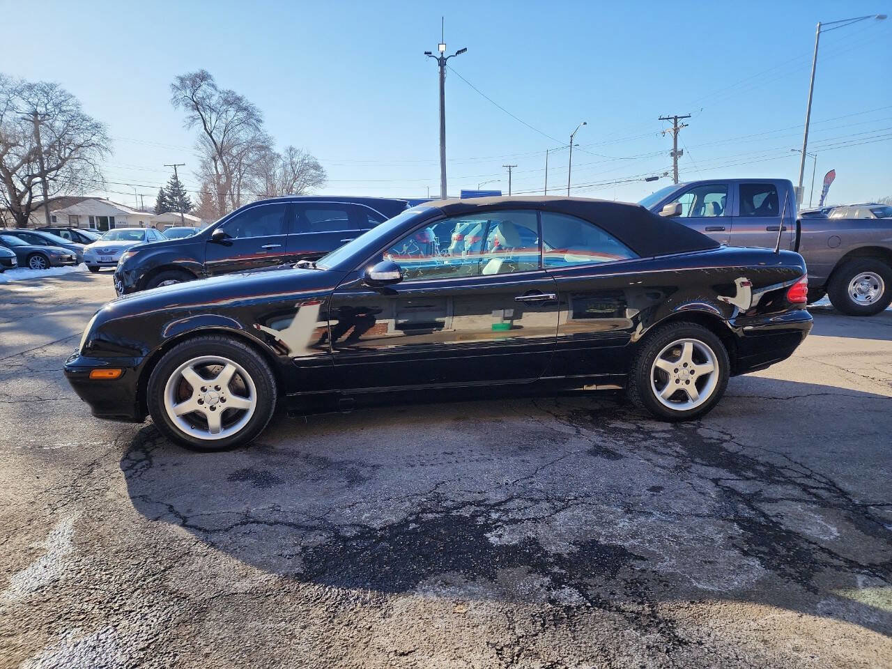 Used 2000 Mercedes-Benz CLK 320 Cabriolet image 3