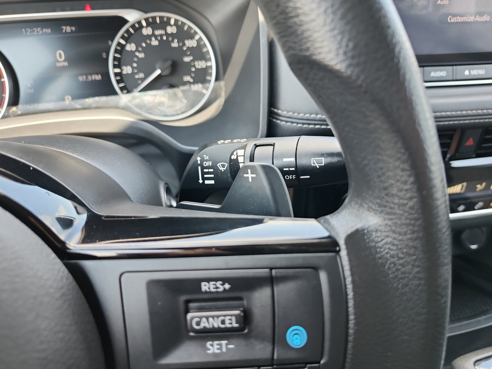 Used 2021 Nissan Rogue SV AWD/4WD image 23
