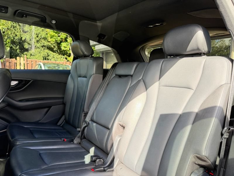 Used 2019 Audi Q7 3.0T Premium Plus w/ Premium Plus Package AWD/4WD image 17