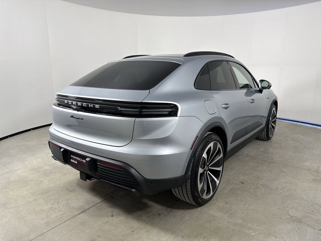 New 2026 Porsche Macan 4 Electric AWD/4WD image 7