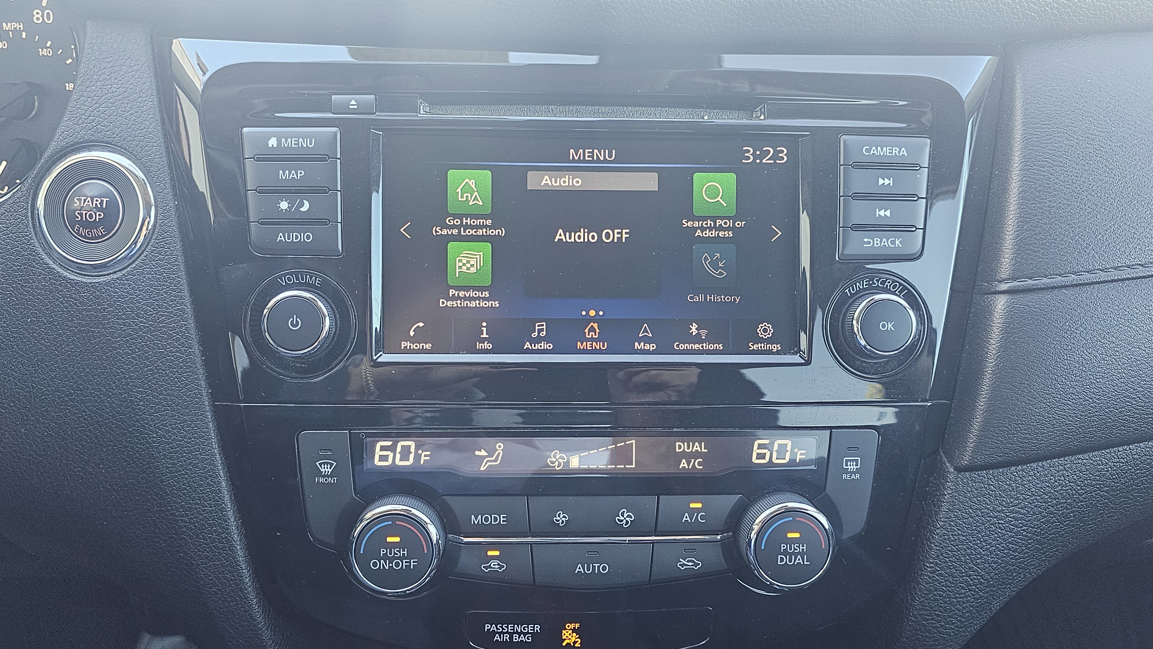 Used 2020 Nissan Rogue SV w/ Premium Package image 16