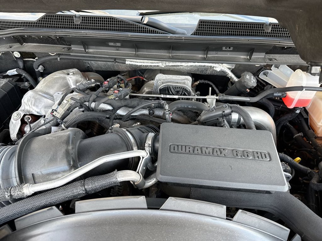 Used 2024 Chevrolet Silverado 2500 LT AWD/4WD image 26