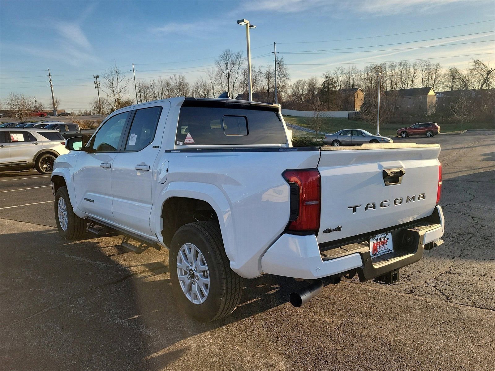 Certified 2025 Toyota Tacoma SR5 image 4