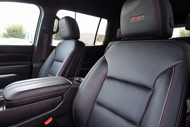 Used 2024 Chevrolet Traverse Z71 image 20