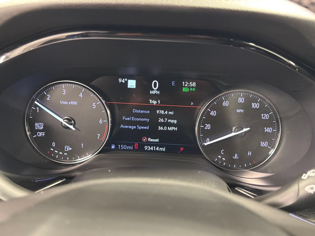 Used 2022 Buick Envision Essence w/ Technology Package I FWD image 33
