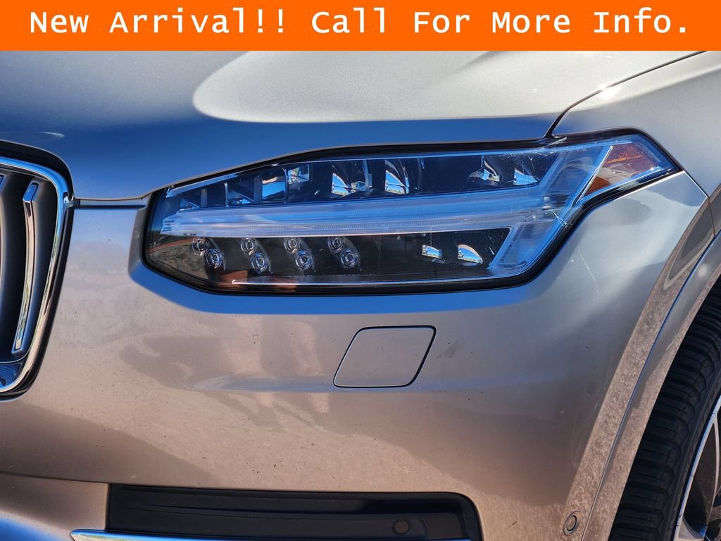 Used 2023 Volvo XC90 B6 Plus w/ Protection Package AWD/4WD image 9